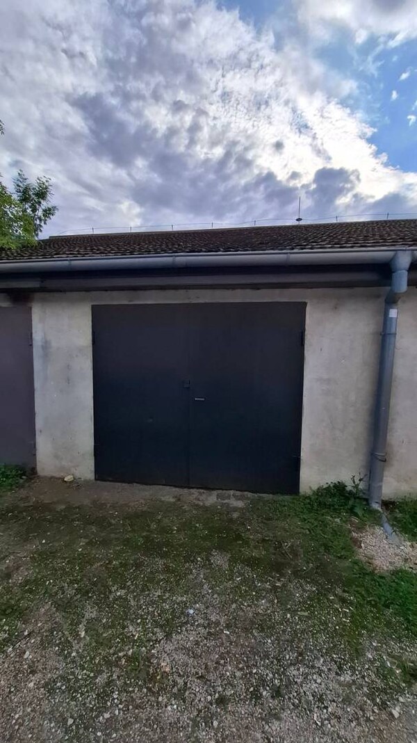 Garáž Pod šipkom za 16.000,- alebo na prenájom!!!