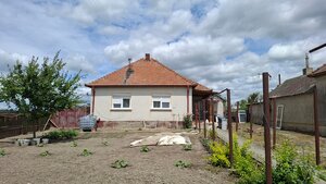 Rodinný dom Trávnik za 43.000,- — foto 1