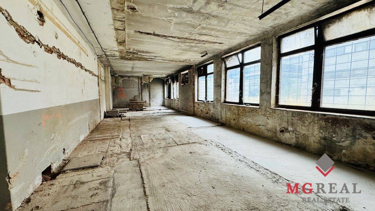 Na prenájom hala v Partizánskom v areáli závodov –  2663 m2 — foto 12