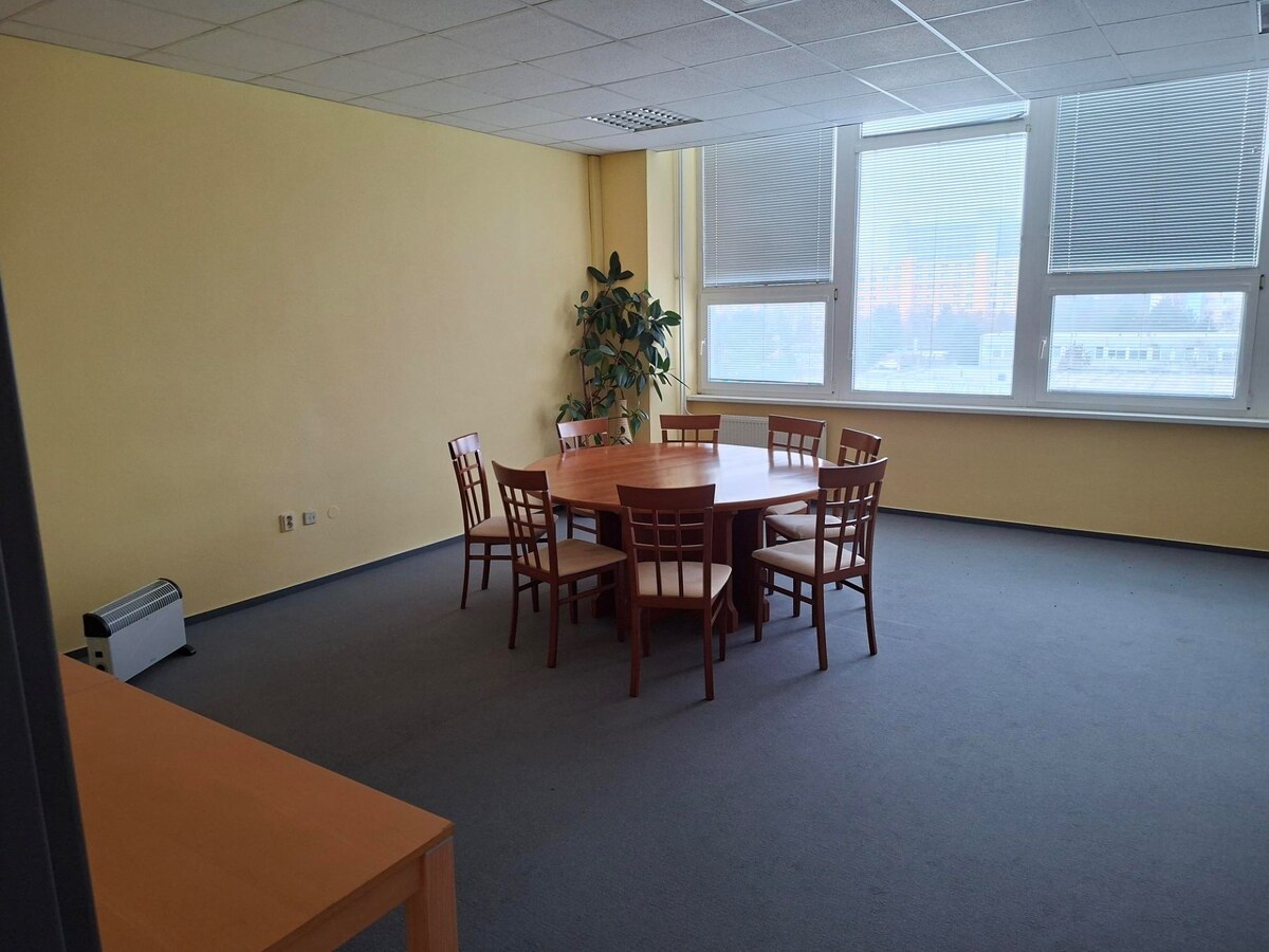 TOP CENA: Administratíva 420m2, Dúbravka — foto 10