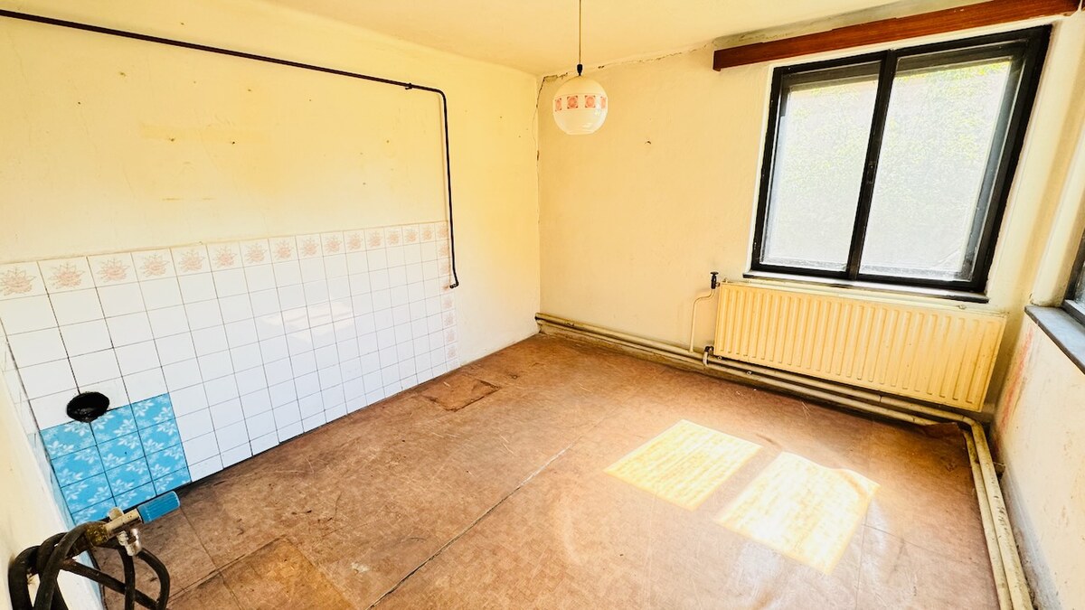 Na predaj 6-izbový rodinný dom (dvojdom) v Pažiti, pozemok 1445 m² — foto 17