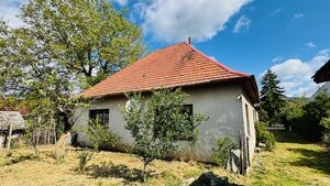Na predaj 6-izbový rodinný dom (dvojdom) v Pažiti, pozemok 1445 m² — foto 6