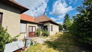 Na predaj 6-izbový rodinný dom (dvojdom) v Pažiti, pozemok 1445 m² — foto 7