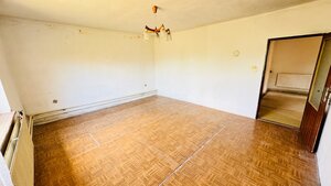 Na predaj 6-izbový rodinný dom (dvojdom) v Pažiti, pozemok 1445 m² — foto 9