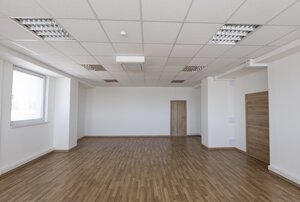 PREDAJ samostatné podlažie, kancelárie 258m2, Ružinov — foto 2
