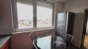 Prenajom - 3izbový byt Topoľčany, Krusovska — foto 2
