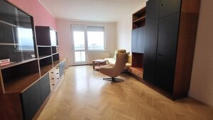 Prenajom - 3izbový byt Topoľčany, Krusovska — foto 8