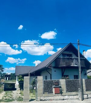 Rodinný dom v obci Lok na predaj — foto 1