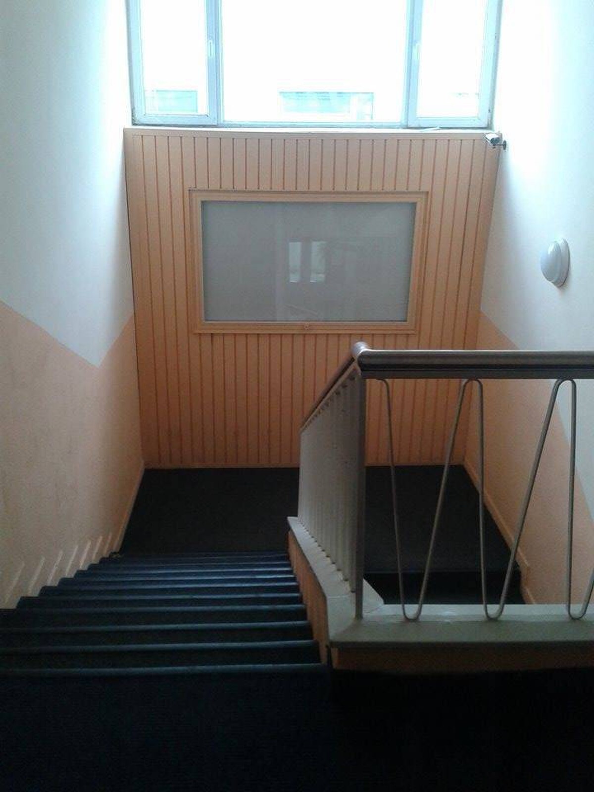Prenájom kancelárie - Elektrárenská ulica, Nové mesto — foto 3