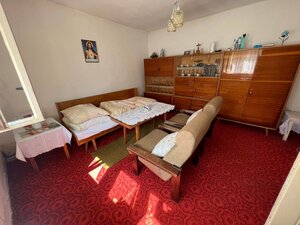 Rodinný dom Krnča v spoločnom dvore — foto 6