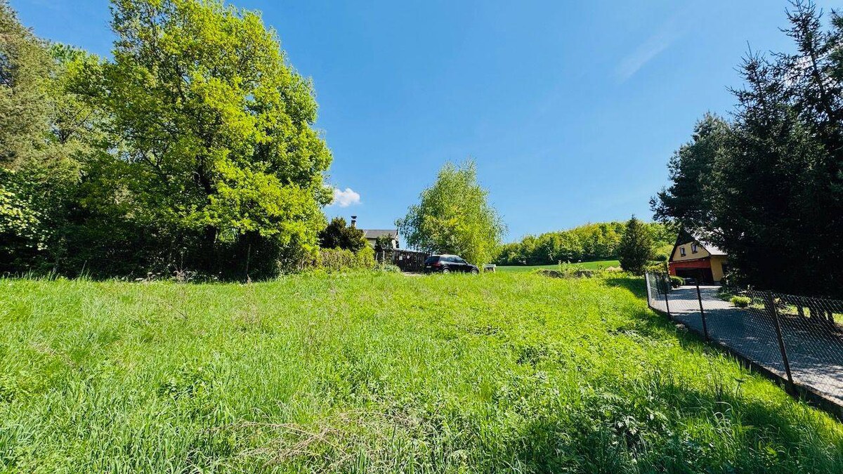 Na predaj stavebný pozemok 1052 m² – Horná Ves, časť Pacov — foto 3