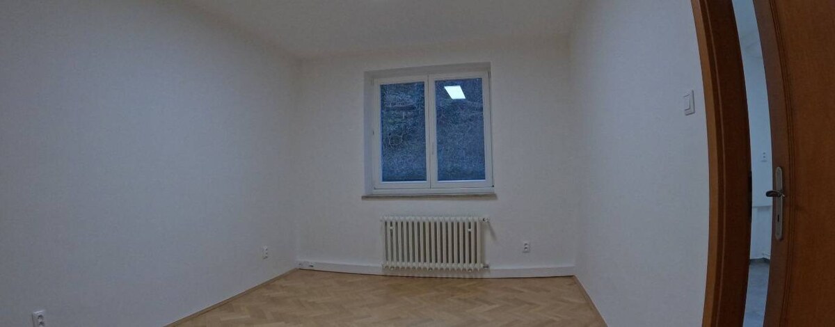 Prenájom kancelárskych priestorov 220 m2 v Starom Meste aj s parkovaní — foto 7