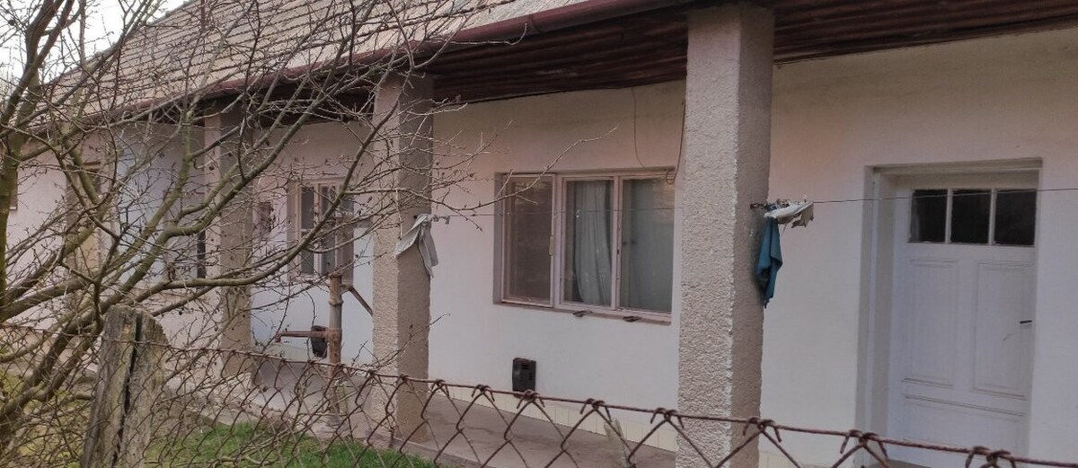 Rodinný dom s veľkým pozemkom v obci Nové Sady — foto 2