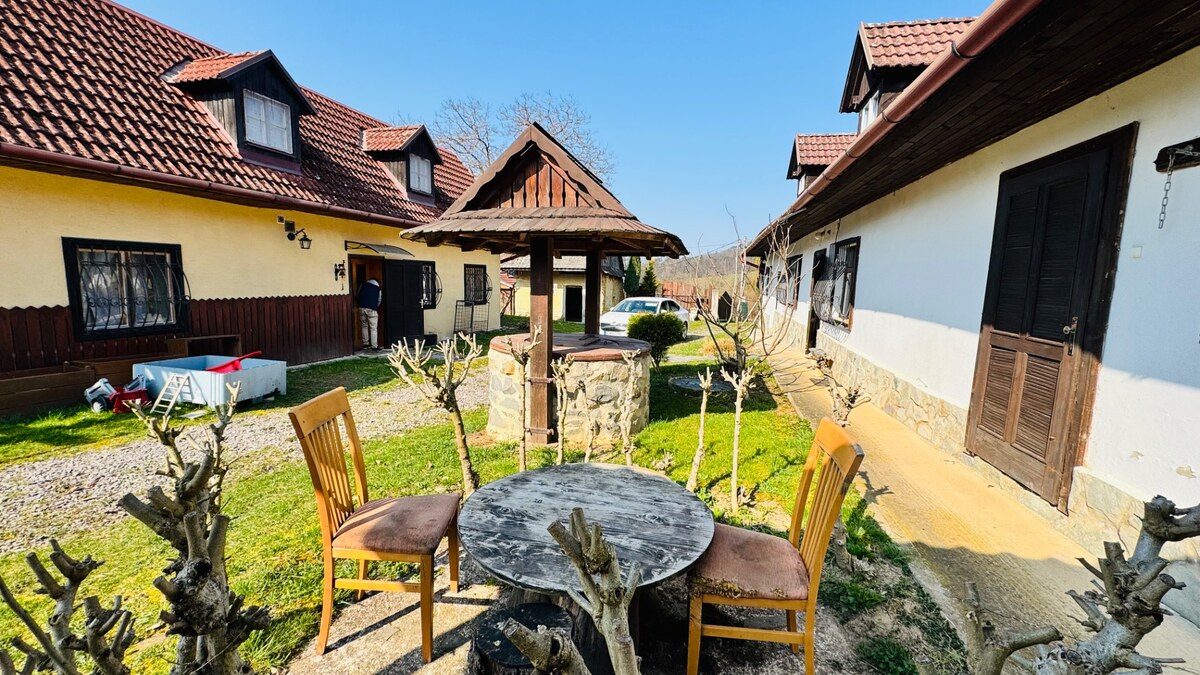Na predaj 2 chalupy a 1 chatka Horná Ves – Pacov - pozemky 1488 m2 — foto 3
