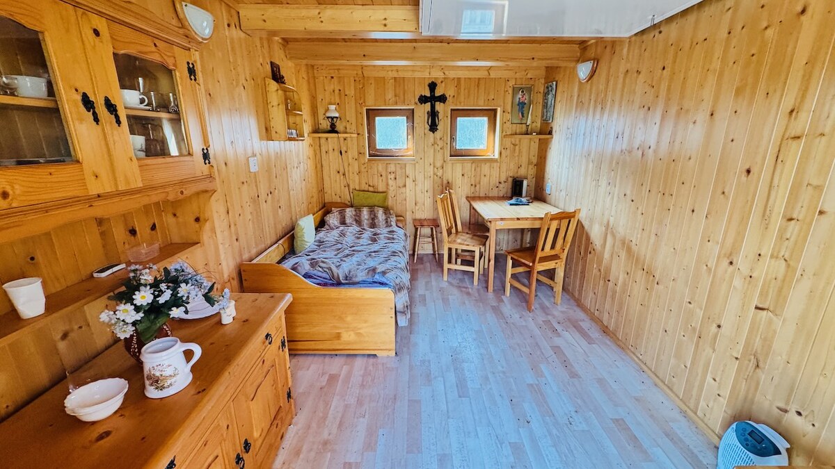 Na predaj 2 chalupy a 1 chatka Horná Ves – Pacov - pozemky 1488 m2 — foto 38