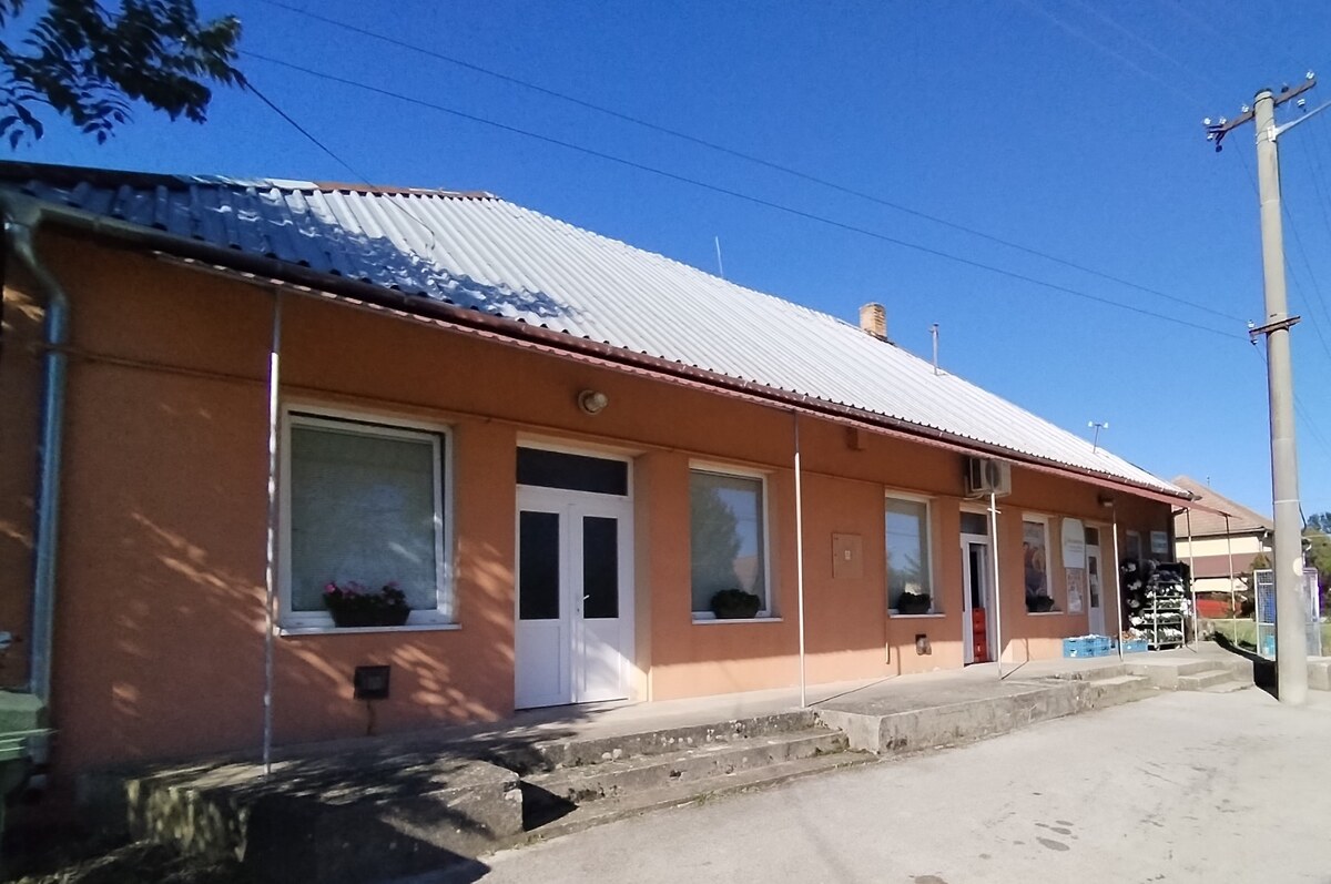 Rodinný dom - Potraviny v obci Bardoňovo — foto 2