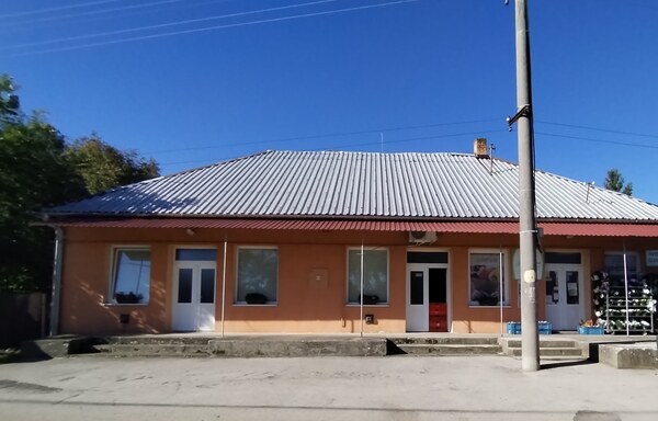Rodinný dom - Potraviny v obci Bardoňovo