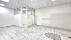 Prenájom priestoru - Topoľčany - námestie — foto 2