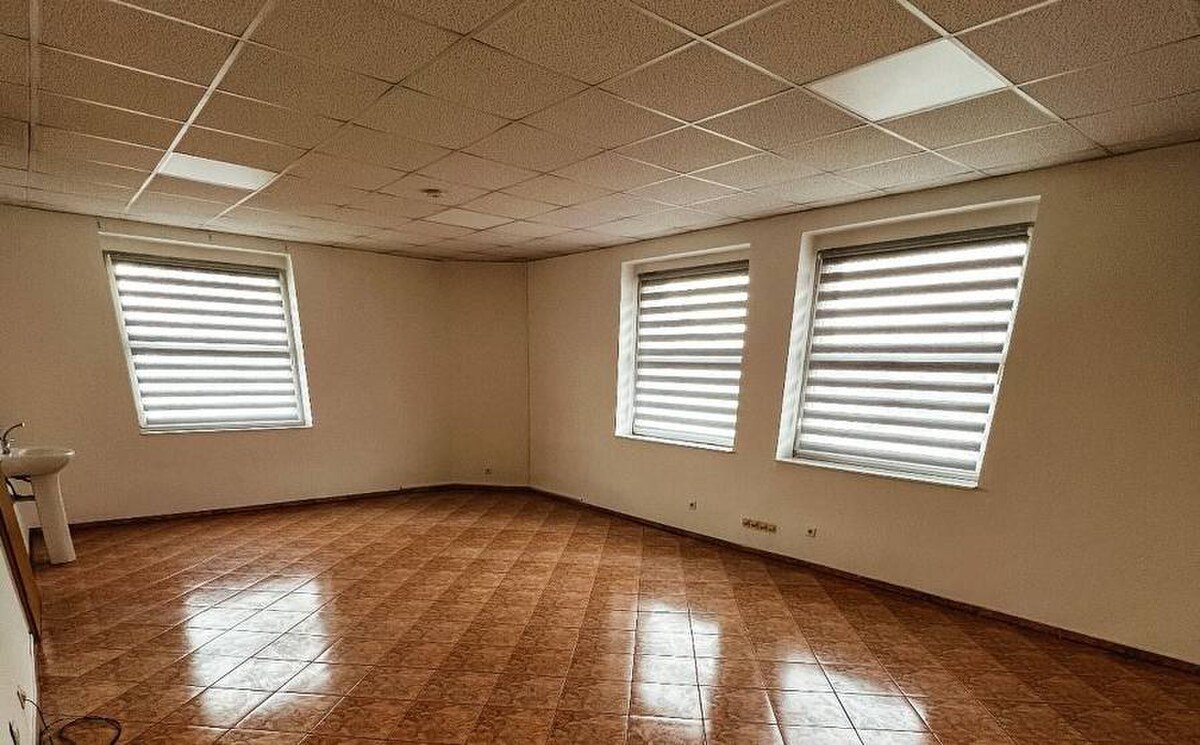 Prenájom kancelárií 36 m2 a 40 m2 v širšom centre  Trnavy — foto 3