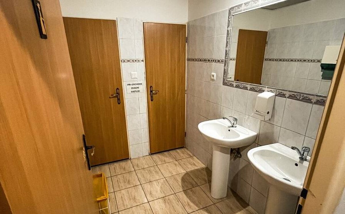 Prenájom kancelárií 36 m2 a 40 m2 v širšom centre  Trnavy — foto 5