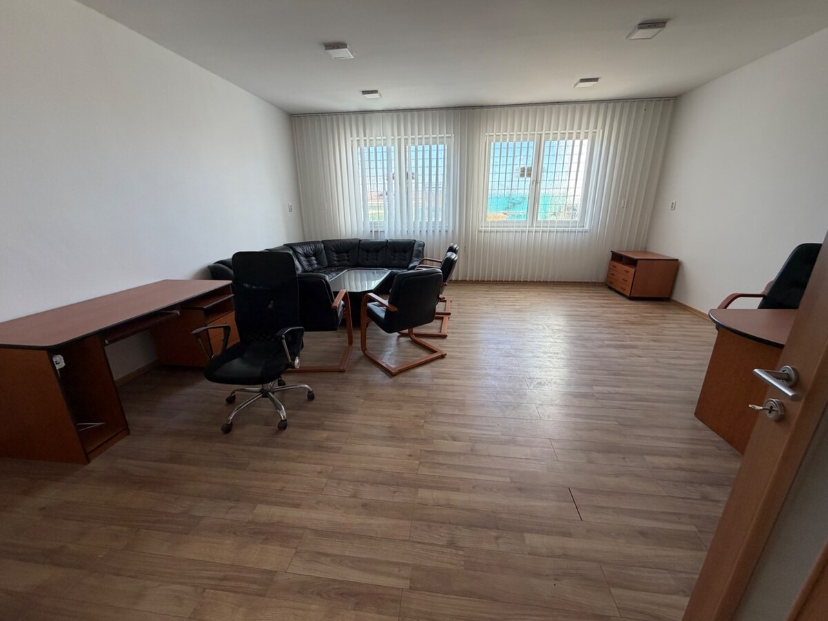 Prenájom priestorov kancelárie Topoľčany — foto 8