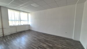 Prenájom kancelária - Topoľčany, Tovarnícka ulica — foto 2