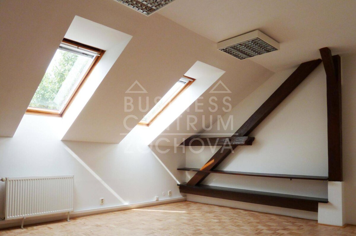 Reprezentatívne kancelárske priestory 121m2, Zochova ul., Staré Mest — foto 3