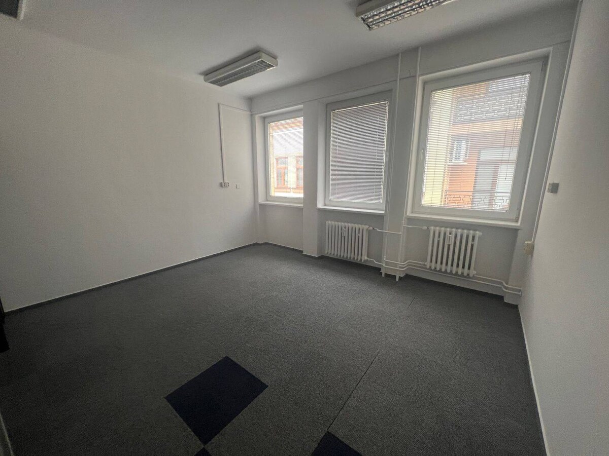 Kancelárie Topoľčany / NA PRENÁJOM — foto 5
