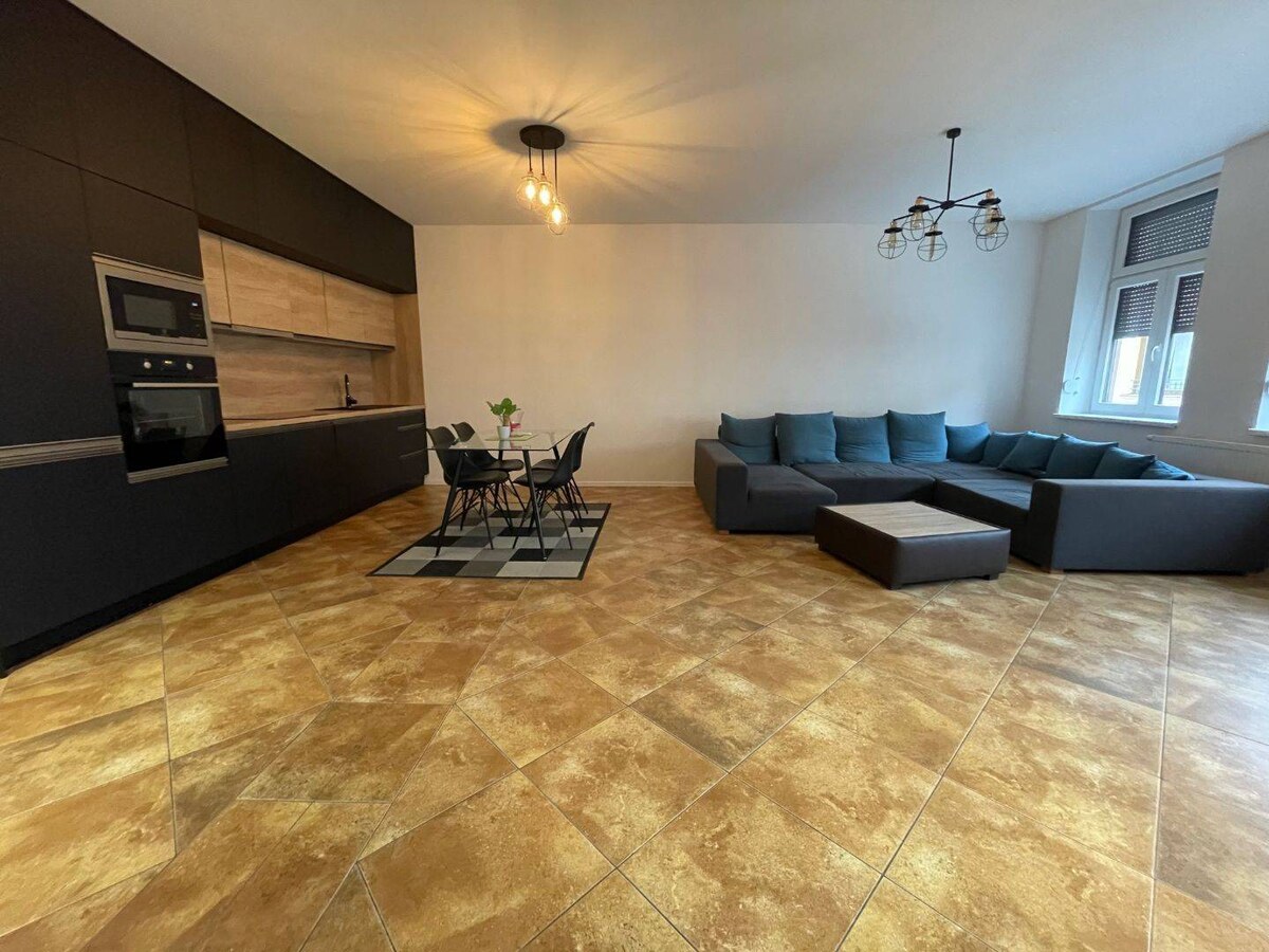 3 izbový byt Priame Centrum  Topoľčany s garážou — foto 2