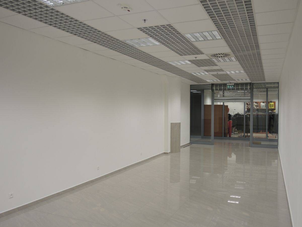 Obchodné priestory v centre Trnavy — foto 3