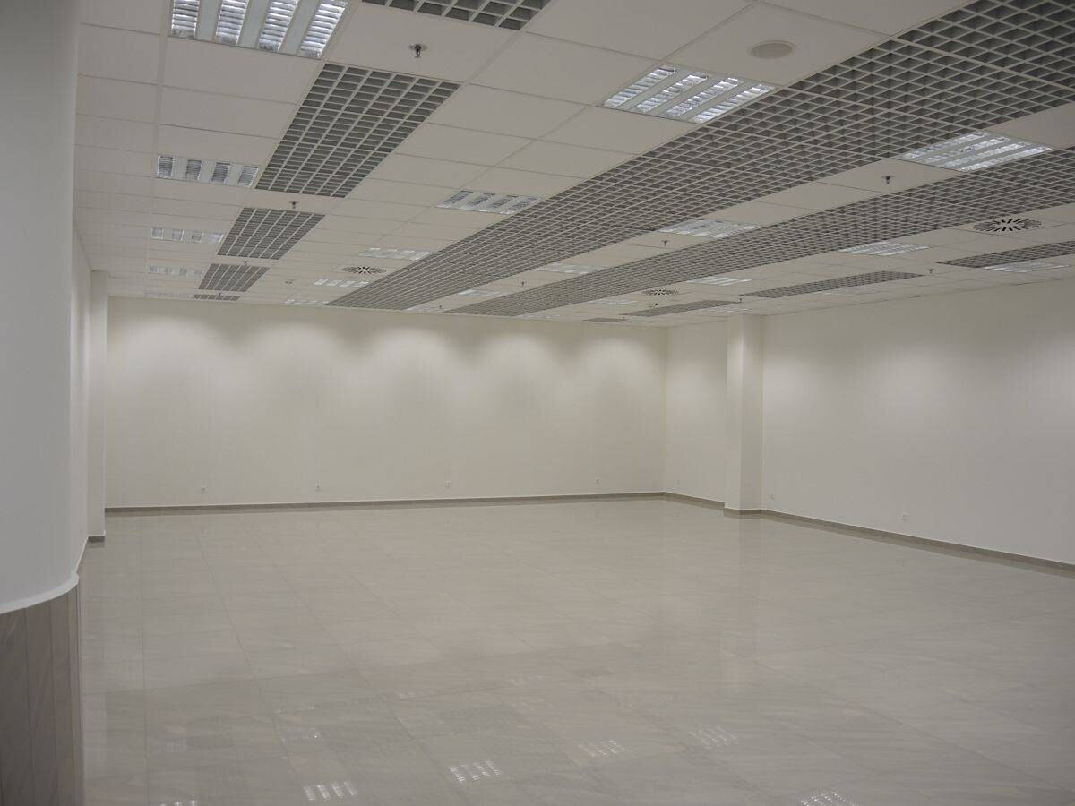 Obchodné priestory v centre Trnavy — foto 4
