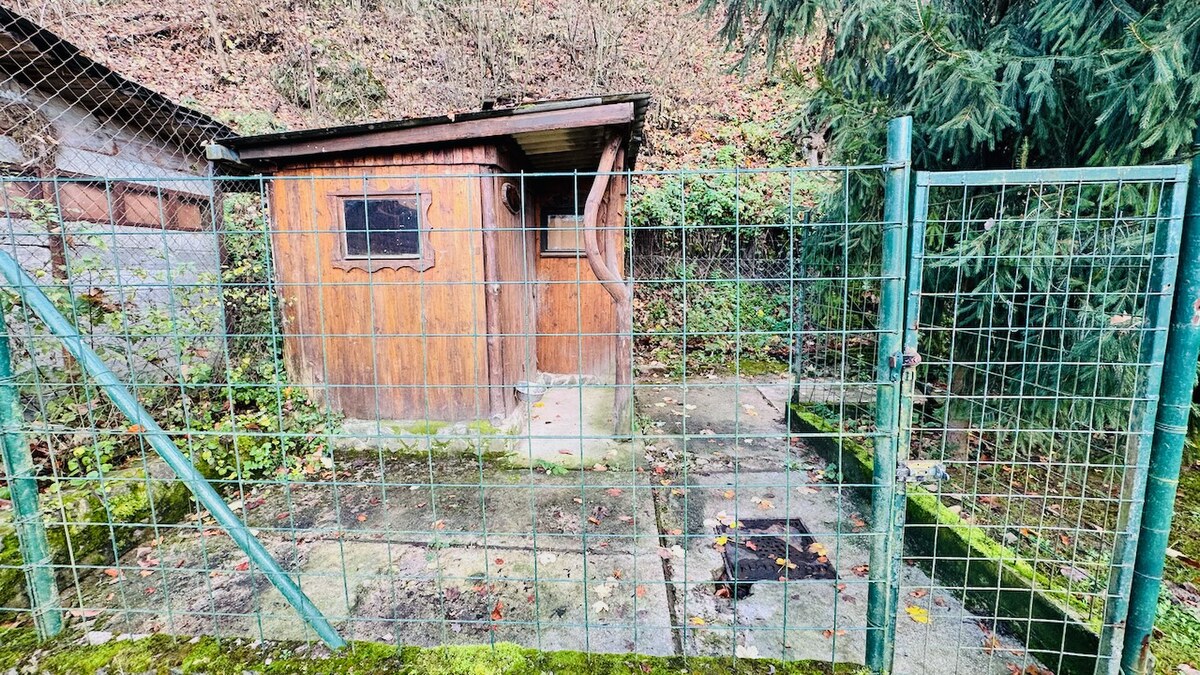 Na predaj rekreačná chatka so záhradou 412 m2 a bazénom Partizánske — foto 27