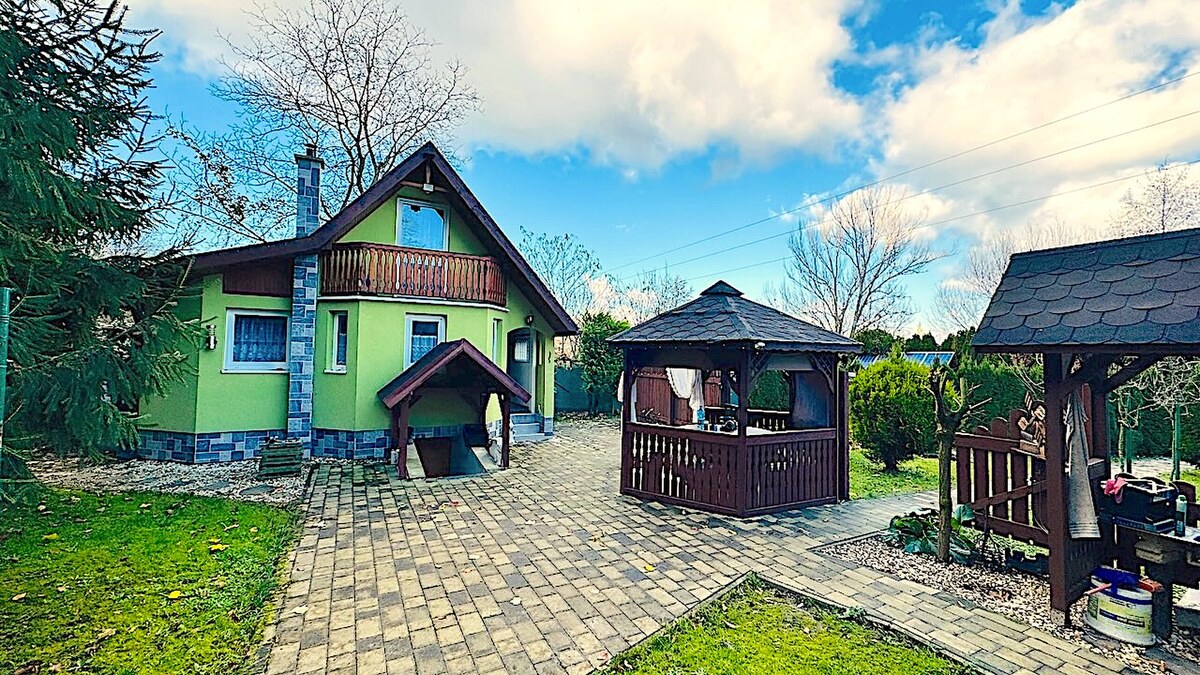 Na predaj rekreačná chatka so záhradou 412 m2 a bazénom Partizánske — foto 6