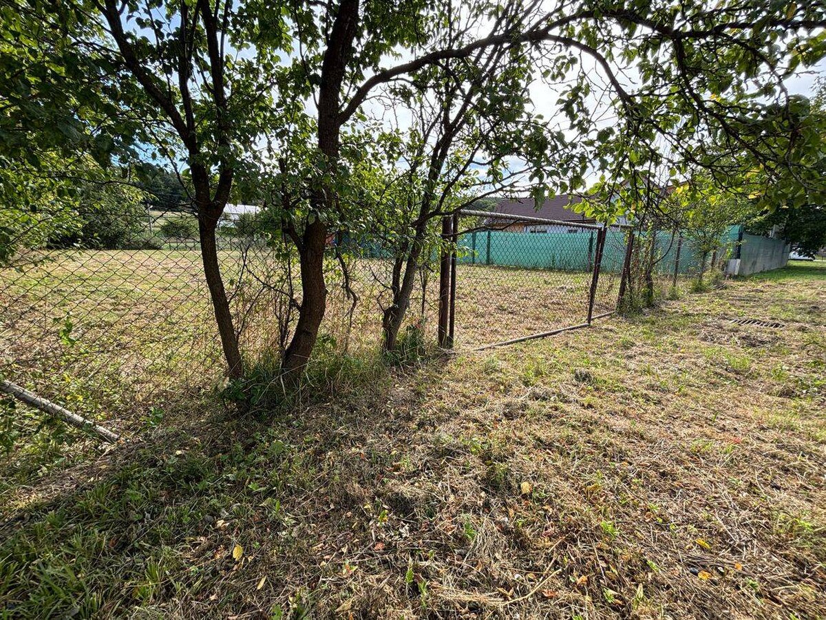Stavebný pozemok Zlatníky — foto 2