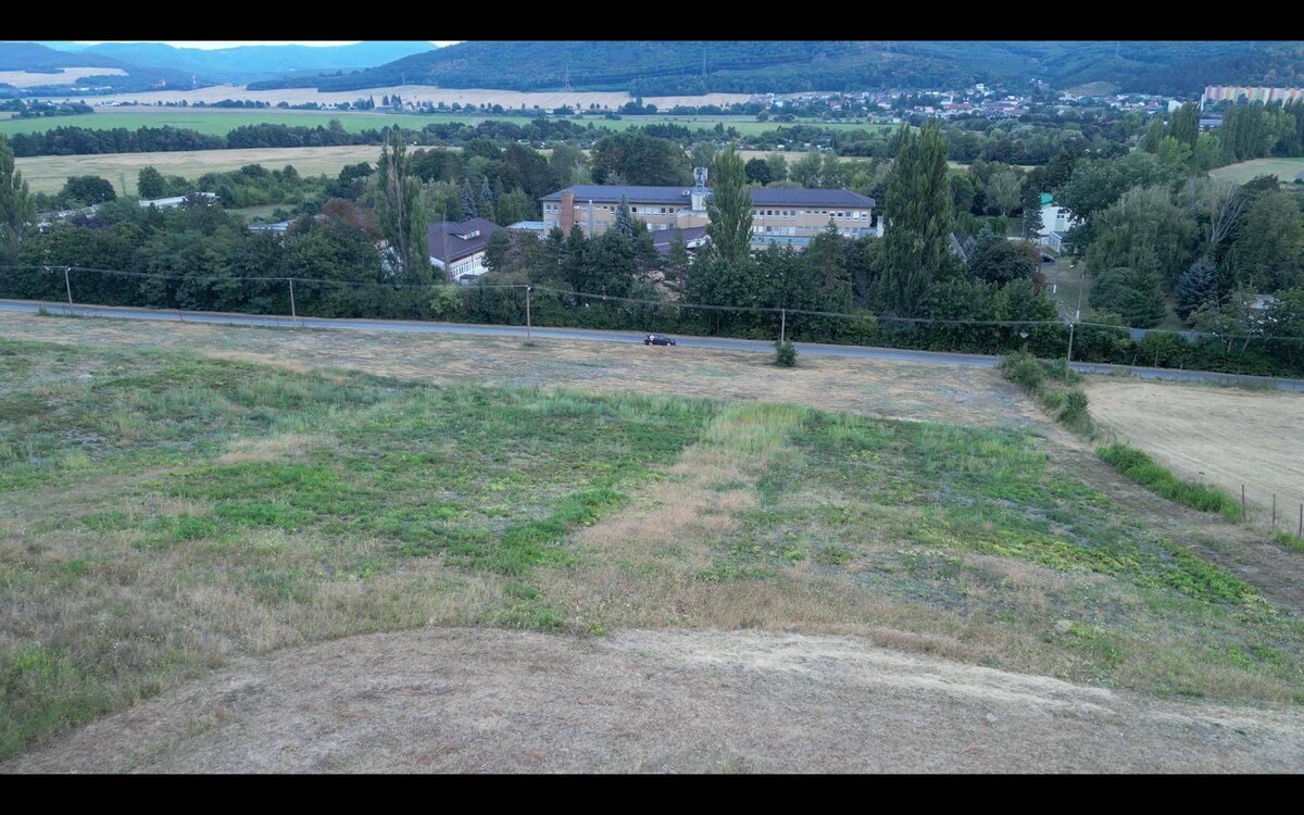 Na predaj pozemok Malé Kršteňany nad nemocnicou — foto 6