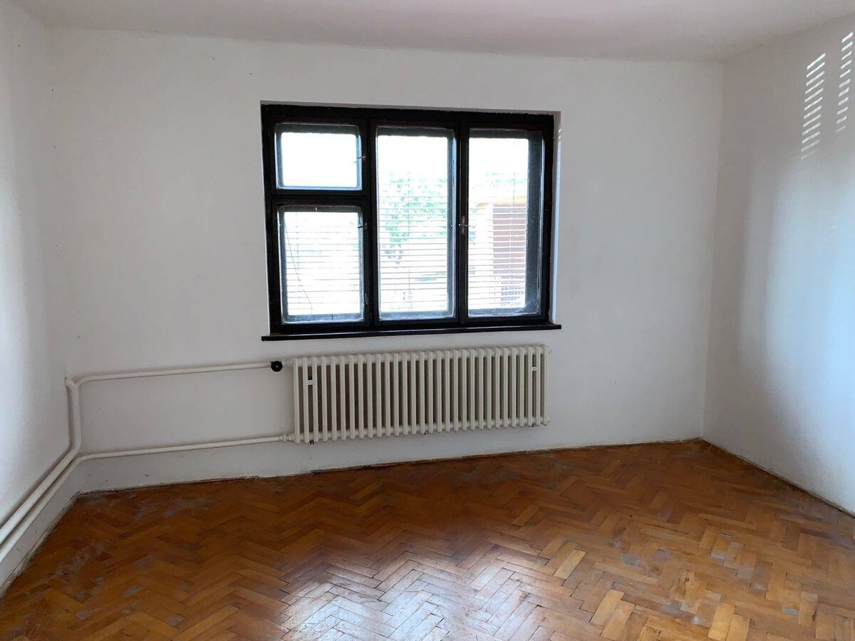 Na predaj dvojgeneračný 6 i RD vo V. Kršteňanoch — foto 9