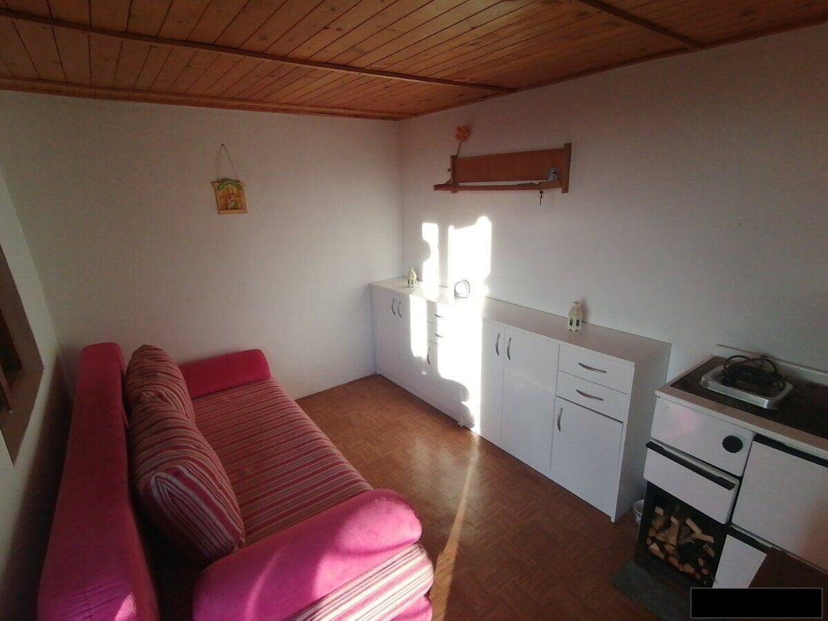 Na predaj záhradná chatka Brodzany — foto 14