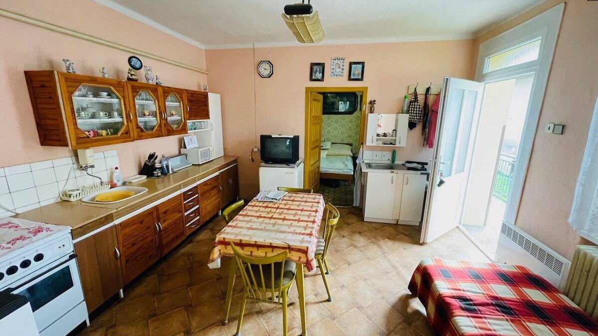 Na predaj rodinný dom Hradište - pozemok 2423 m2 — foto 14