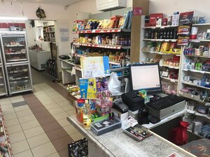 Na predaj predajňa v Partizánskom – sídlisko Šípok — foto 11