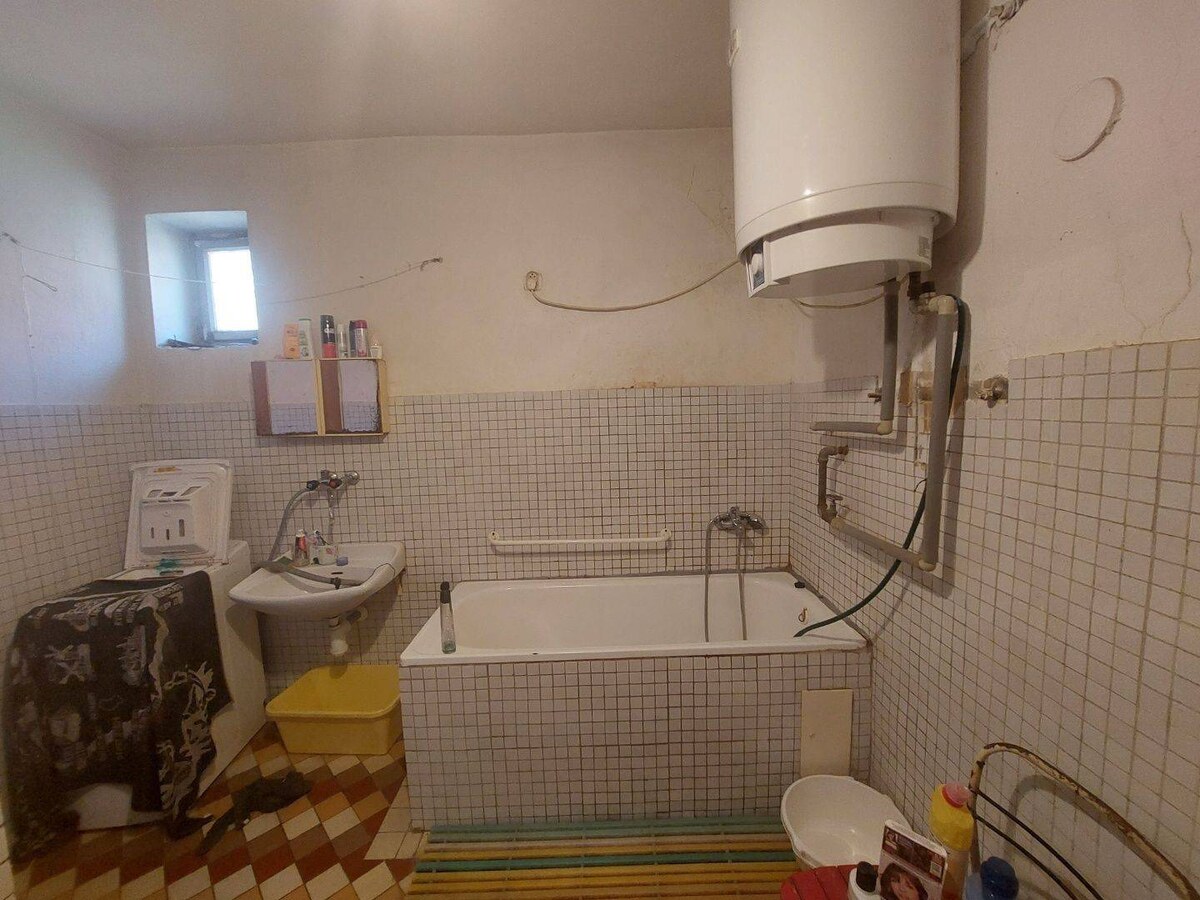 Rodinný dom s veľkým pozemkom  - Veľký Cetín — foto 10