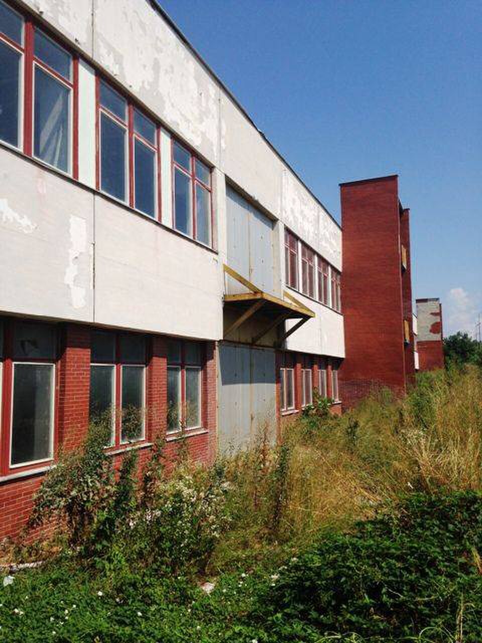 Na prenájom priemyselná budova v Bošanoch — foto 23