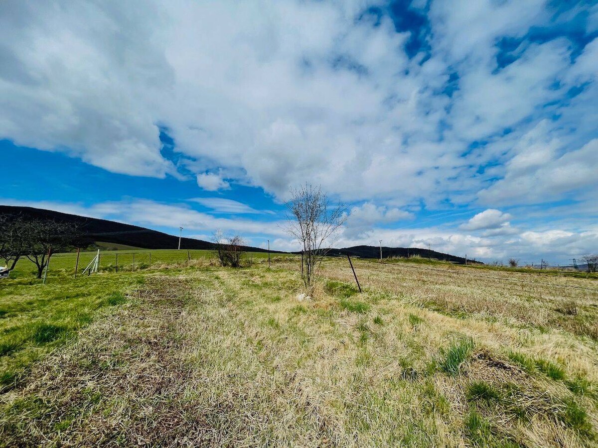 Na predaj pozemok v Kolačne — foto 2