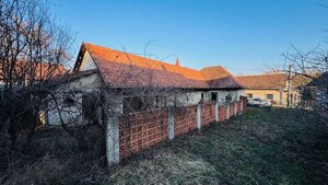 Na predaj rodinný dom v Kolačne pozemok 1395 m2 — foto 1