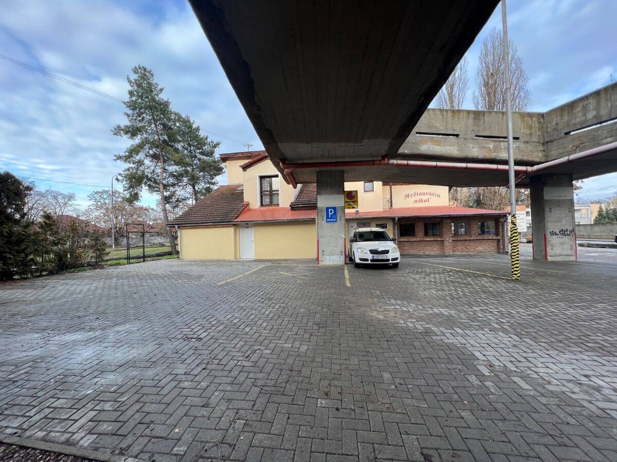 Budova Topoľčany NA PREDAJ — foto 11