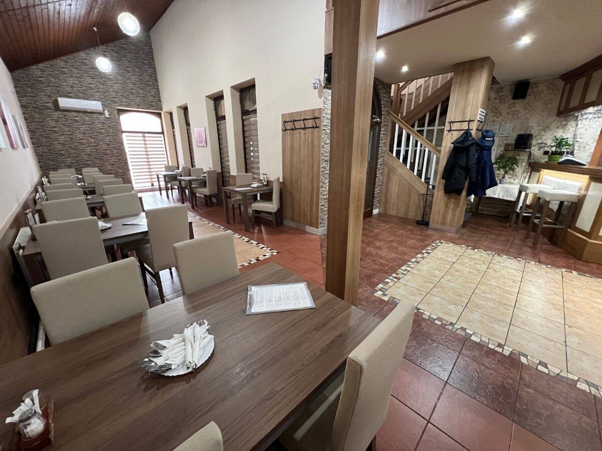 Budova Topoľčany NA PREDAJ — foto 2
