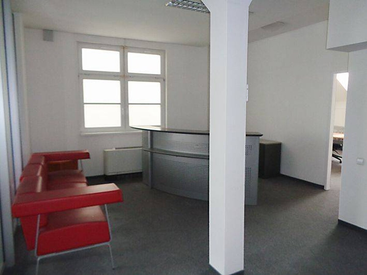 Kancelárske priestory 140 m2 v historickej budove na Hurbanovom námest — foto 5