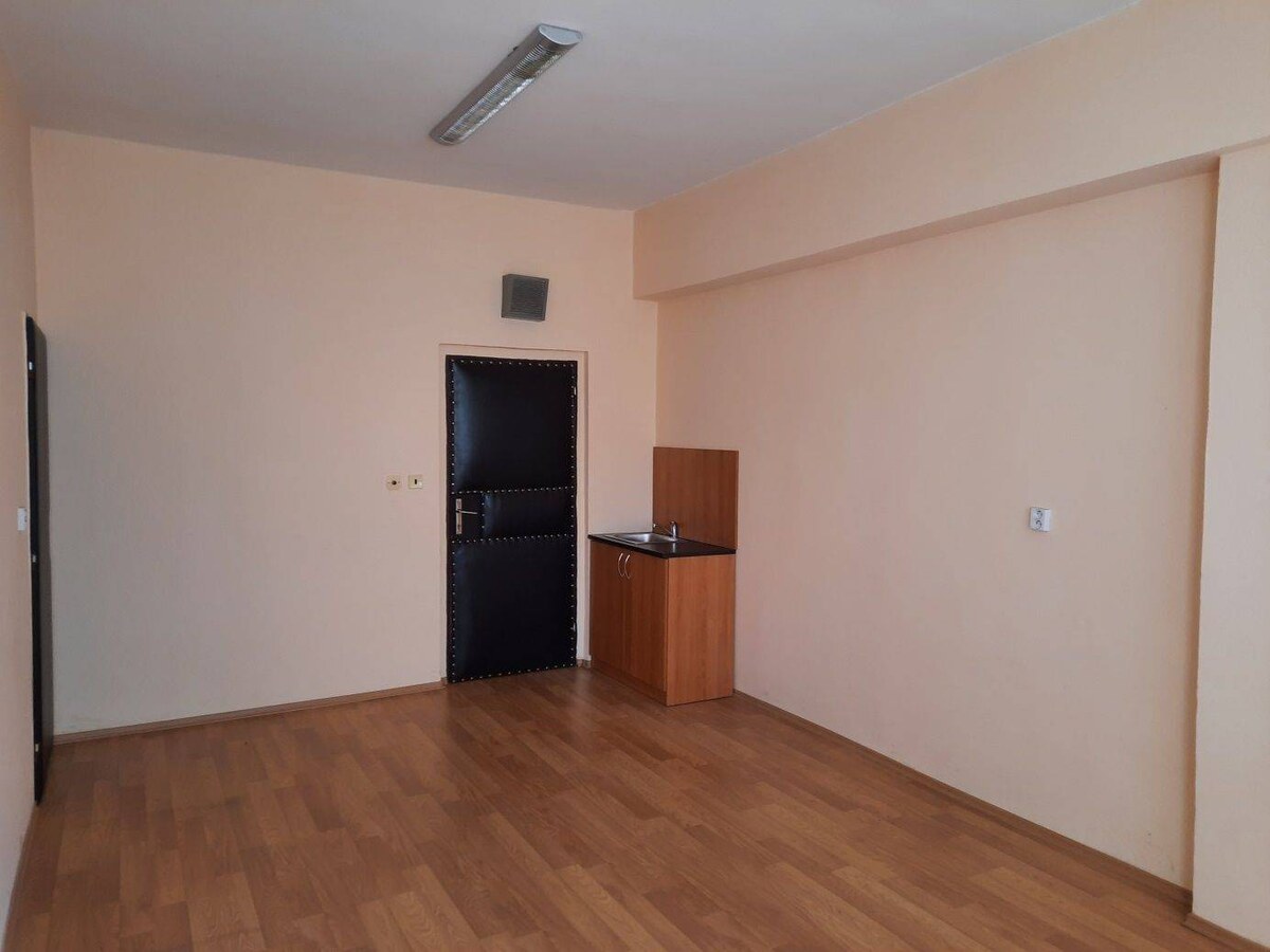 Prenájom kancelárií 21 m2 v centre Trnavy — foto 6