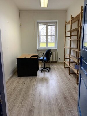 Prenájom kancelárskych priestorov 200 m2 na Odborárskom námestí. — foto 9