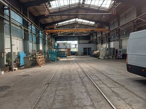 Prenájom výrobno - skladových priestorov 1100 m2 v Senici — foto 1