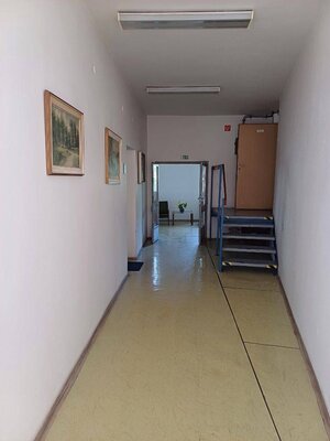 Predaj administratívnej budovy 878 m2 v Senici — foto 4